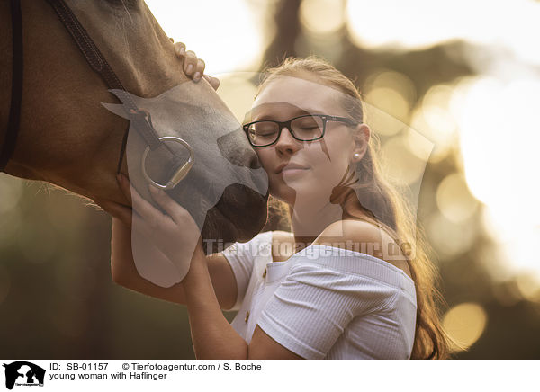 young woman with Haflinger / SB-01157