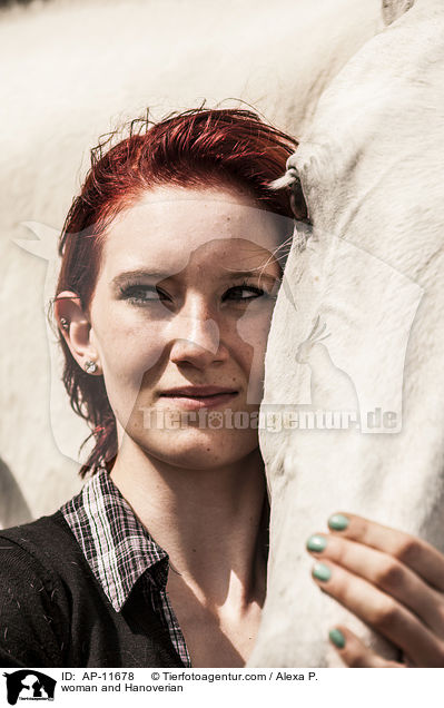 Frau und Hannoveraner / woman and Hanoverian / AP-11678