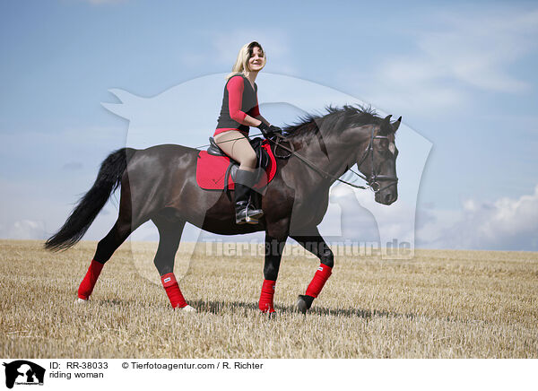Freizeitreiten / riding woman / RR-38033