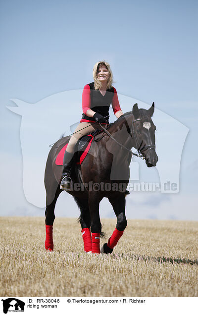 Freizeitreiten / riding woman / RR-38046
