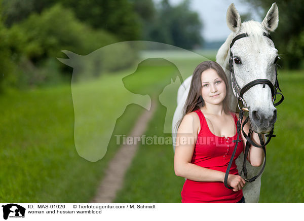 Frau und Hesse / woman and hessian warmblood / MAS-01020