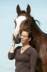 woman with Hessian warmblood