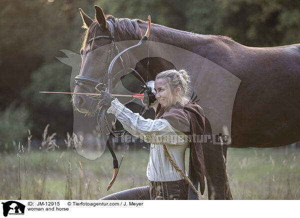 Frau und Pferd / woman and horse / JM-12915
