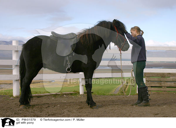 Mdchen mit Pony / girl with pony / PM-01579