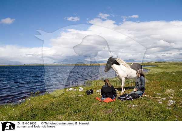 Frauen und Islnder / woman and Icelandic horse / EH-01632