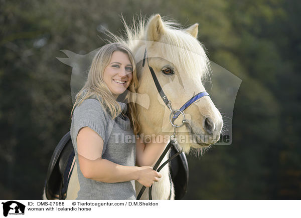 Frau mit Isl�nder / woman with Icelandic horse / DMS-07988