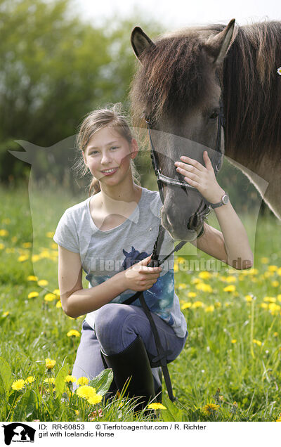 Mdchen mit Islnder / girl with Icelandic Horse / RR-60853