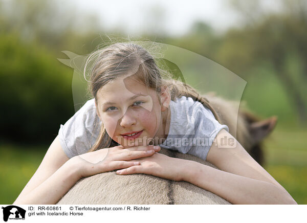 Mdchen mit Islnder / girl with Icelandic Horse / RR-60861