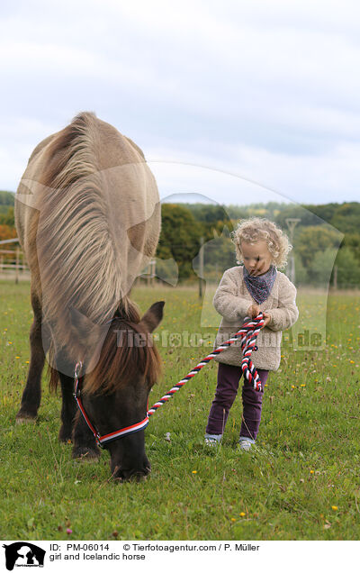 Mdchen und Islnder / girl and Icelandic horse / PM-06014