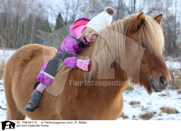 Mdchen und Islnder / girl and Icelandic horse / PM-06114