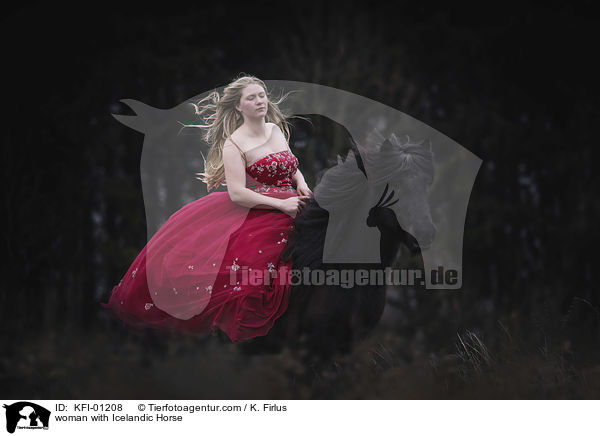 woman with Icelandic Horse / KFI-01208