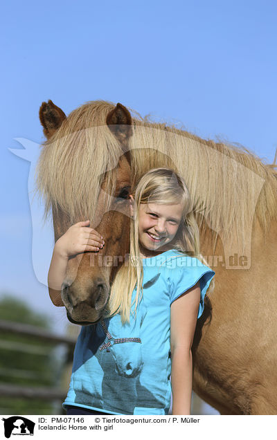 Islnder mit Mdchen / Icelandic Horse with girl / PM-07146