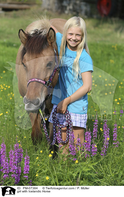 Mdchen mit Islnder / girl with Icelandic Horse / PM-07384