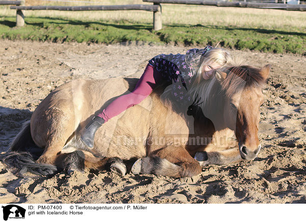 Mdchen mit Islnder / girl with Icelandic Horse / PM-07400