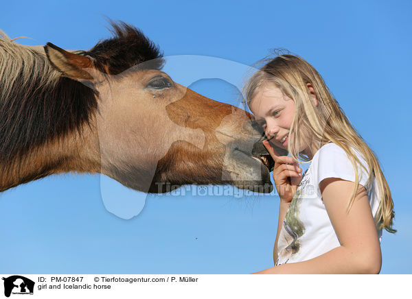 Mdchen und Islnder / girl and Icelandic horse / PM-07847