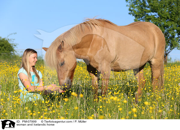 Mdchen und Islnder / woman and Icelandic horse / PM-07999