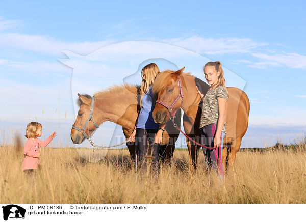 Mdchen und Islnder / girl and Icelandic horse / PM-08186