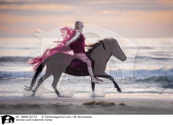 Frau und Islnder / woman and Icelandic horse / MAB-02172