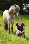 woman and Icelandic horse