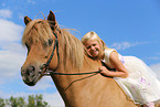 girl and Icelandic horse