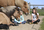 girls with Icelandic Horse
