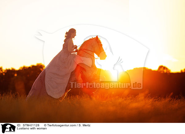 Lusitano mit Frau / Lusitano with woman / STM-01128