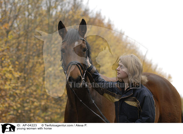 young woman with horse / AP-04223