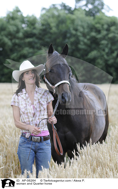 Frau und Quarter Horse / woman and Quarter horse / AP-06264