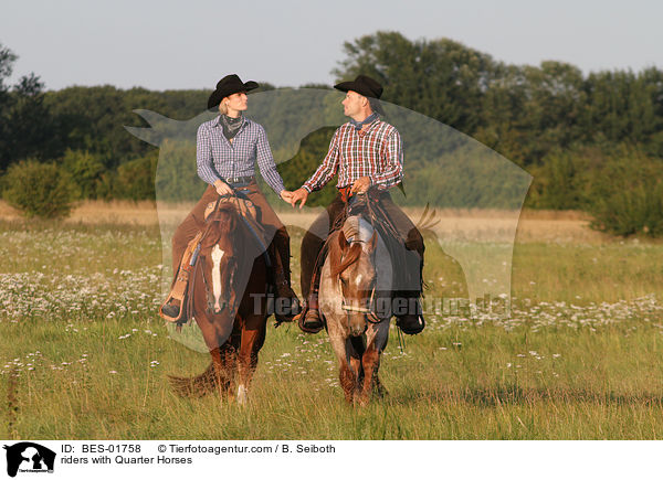 riders with Quarter Horses / BES-01758