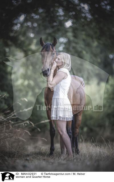Frau und Quarter Horse / woman and Quarter Horse / MAH-02931