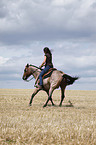 western riding horsewoman