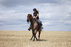 western riding horsewoman