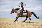 western riding horsewoman