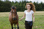 woman with Quarter Horse