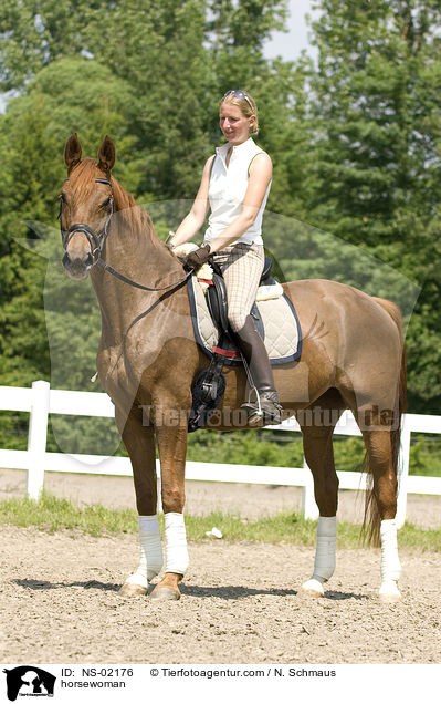 horsewoman / NS-02176