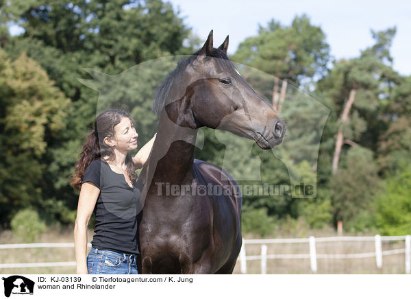 Frau und Rheinlnder / woman and Rhinelander / KJ-03139