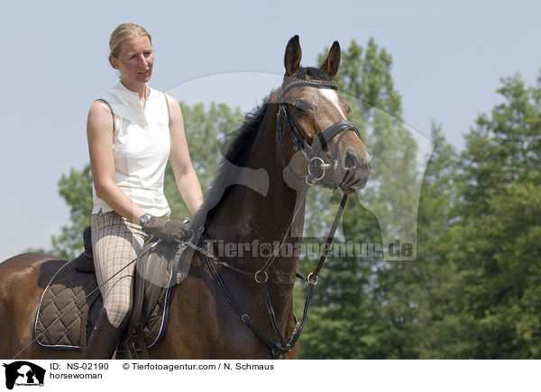 horsewoman / NS-02190