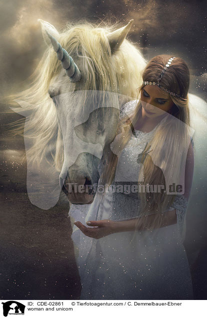 woman and unicorn / CDE-02861