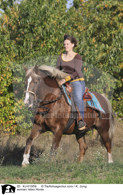 woman rides Horse / KJ-01959