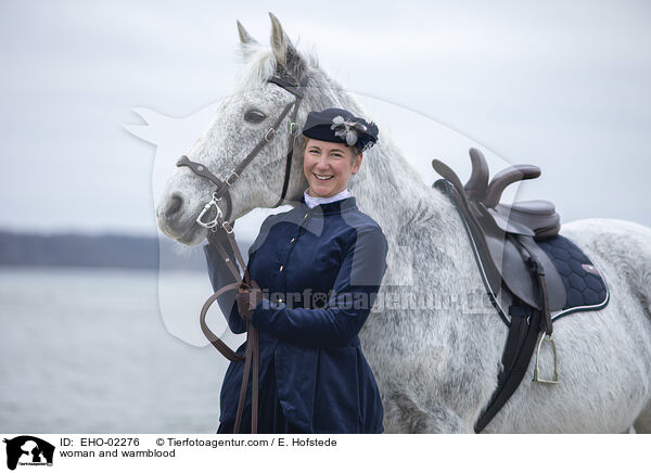 Frau und Warmblut / woman and warmblood / EHO-02276