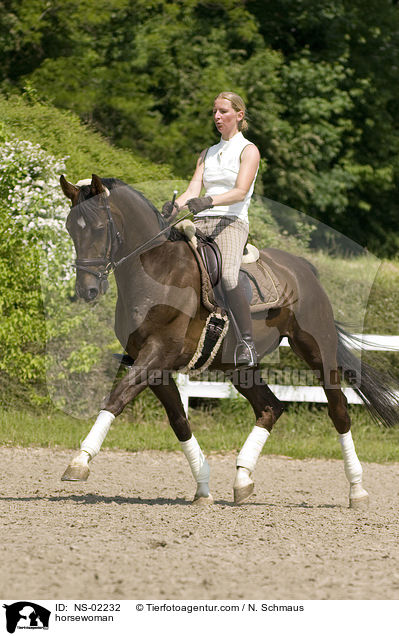Reiterin / horsewoman / NS-02232