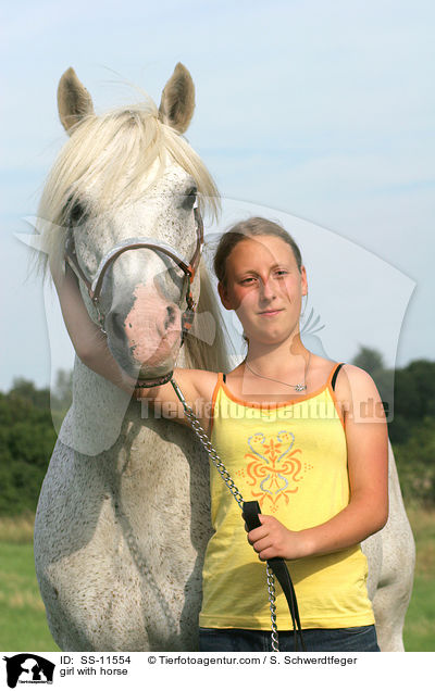 Mdchen mit Pferd / girl with horse / SS-11554