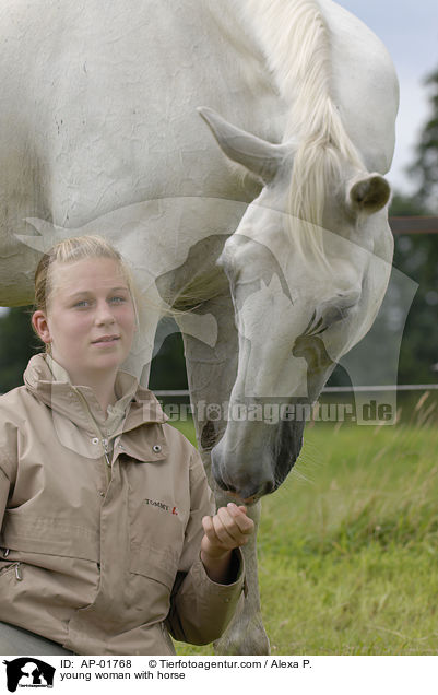 young woman with horse / AP-01768