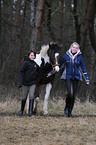 girls with horse