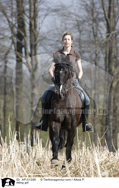 Reiterin auf Pferd / riding girl / AP-01296