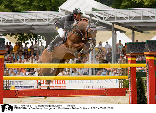 EDITORIAL - Beerbaum Ludger auf Goldfever - Balve Optimum 2006 - 05.08.2006 / TH-01062