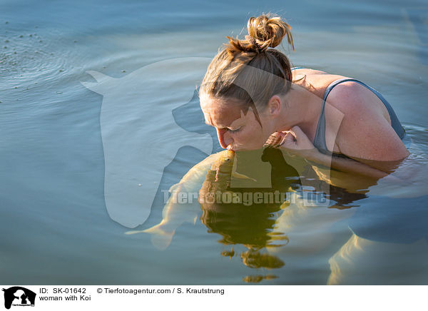 woman with Koi / SK-01642