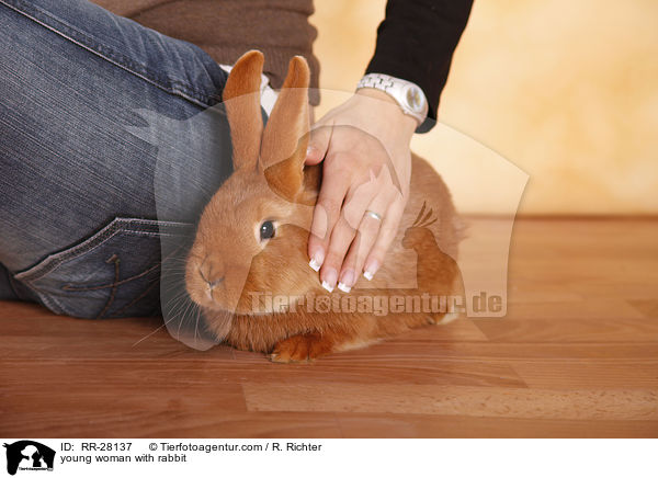 young woman with rabbit / RR-28137